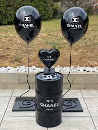 Ballon Chanel Idee Deco Salon Moderne Baril Baril Chanel