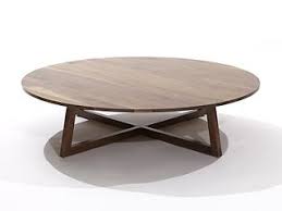 Ein couchtisch steht im mittelpunkt des wohnzimmers. Finnischer Runder Couchtisch Aus Massivholz Design Von Kamal Fox Moderne Beistelltische Speke Klein Couchtisch 2019 Moderne Beistelltische Couchtisch Rund Couchtisch