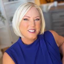 Michelle Kalin's Instagram, Twitter & Facebook