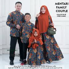 Wanita cantik ini terpaksa melayani ayah tiri nya setiap hari. 25 Inspirasi Keren Baju Couple Batik Keluarga 2 Anak Trend Couple