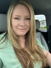 Yard work done, house cleaned and now heading out to do some shopping 🛍️