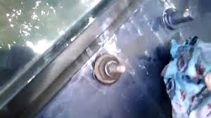 Kesan biru tu akan tanggal dan meninggalkan sedikit kesan gam. Cara Tanggalkan Sticker Pada Cermin Kereta Cermitok