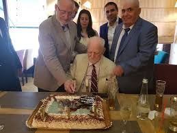 Tüm eski boyar ailesinin soyundan olan bükreş'te doğdu. Constantin BÄlÄceanu Stolnici A Implinit 96 De Ani Libertatea