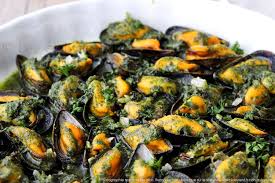 Moules Au Four Au Beurre Persille En 2020 Recettes De Cuisine Recette Moules Repas Facile