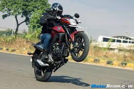 The honda cb600f hornet is a fabulous weekend toy and great fun to ride and that's what has always made hornets so cool. Honda Cb Hornet 160r Power Dropped To 15 04 Hp Motorbeam