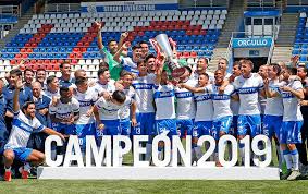 * * * * colorear club deportivo universidad católica ha ganado en el año 2020, por tercera temporada consecutiva, el título de campeón de la primera división de chile. La Universidad Catolica Dejo Atras El Karma Con Logros Deportivos Y Economicos El Fenix