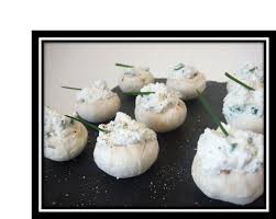 Ce velouté est suffisamment sophistiqué pour débuter un repas de fête ou. Aperitif Champignons Frais Farcis Et Partenariat Lutti C Est Tres Facile A Faire