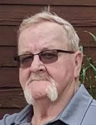 Chris Sloop's Instagram, Twitter & Facebook