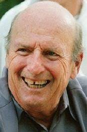 Apollo 12 moonwalker Conrad killed in motorcycle crash