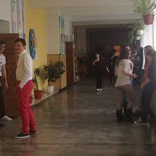Sunt doar în clasa a noua la liceul teoretic „grigore moisil timișoara, dar ne umplu de entuziasm cu atitudinea lor față de muncă, cu bucuria de a face din nou. Photos At Liceul Teoretic Grigore Moisil Now Closed Tulcea Tulcea