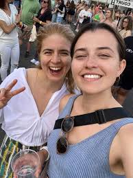 ✨🚨INTERN SPOTLIGHT🚨✨ Welcome to the Maimo EM Family Dr. McKenzie Andrews  Hometown: Nashville, TN Med School: SUNY Downstate Undergraduate School:  Stanford Why Maimo? I got EMT certified at Maimo in 2017 and