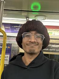 Hello! I'm Codey and I am looking for a room to move into