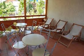 Etaj de rosu se poate compartimenta in. Casa Eden Eforie Nord