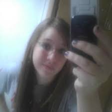 Michelle Toothman's Instagram, Twitter & Facebook