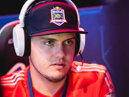 The 6 best FIFA/EA Sports FC players of all time