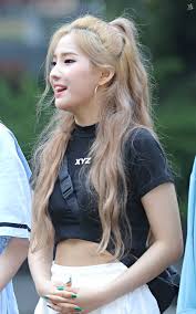 Soyeon Kpop G I Dle Gidle Idle G I Dle Kpop Hair Korean Hairstyle Hair Styles