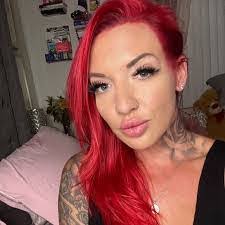 Marcie Lemieux's Instagram, Twitter & Facebook