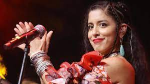26 december 1986), also known as satti, is a greek singer, songwriter and music producer. Marina Satti H Syllektikh Fwtografia Ths Se Hlikia 9 Etwn Bovary