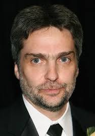 Alive (2019) reżyseria, scenariusz, produkcja