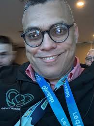 Cerramos con éxito el LXI Congreso Nacional de la Sociedad Venezolana de  Cirugía Ortopédica y Traumatología 👏🏻 Una experiencia de actualización,  intercambio y aprendizaje que fortalece nuestro compromiso con cada  paciente💪🏻 🙌🏻Gracias