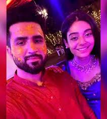 Reviewit.pk sarah khan's family, father, brother, mother, husband and sisters disclaimer : Sarah Khan S Younger Sister Noor Khan With Her Brother In Law To Be Falak Shabbir Image Uploaded On July 16 2020 4 40 P M Damadam