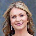 Jana Delong's Instagram, Twitter & Facebook