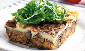 Moussaka De Boeuf Pour 4 Personnes Recettes Elle A Table Recette Recettes De Cuisine Moussaka Facile Recette De Plat