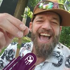 What are some romantic date night ideas?