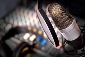 How to know if you sing from your diaphragm. Improve Your Singing Voice Learn What Makes A Good Singer Focus On Essential Tips