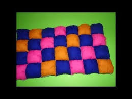 How To Make Doormat Old Cloth Recycling Floor Mat With Puff Desig Floor Mats Door Mat Old Clothes