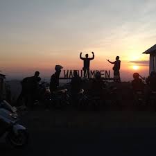 Berbagai kekurangan penampilan fisik bisa diperbaiki dengan operasi plastik. Stream Via Vallen Bagaikan Langit Dan Bumi Mp3 By Thyo Benk Listen Online For Free On Soundcloud