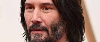 Keanu charles reeves, whose first name means cool breeze over the mountains in hawaiian, was born september 2, 1964 in beirut, lebanon. Erster Dreh Nach Lockdown Keanu Reeves In Berlin Gelandet Promiflash De