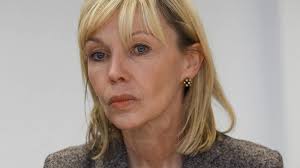 Her articles have been published in newspapers and. Doris Schroder Kopf Steht Gefahrliche Herzklappen Op Bevor