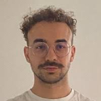 Daniel Piekarczyk's Instagram, Twitter & Facebook