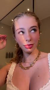 helena.schulte2 (@helena.schulte2)’s videos with dilemma