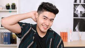 Model rambut ini kebanyakan digunakan oleh para pria dewasa atau para pria. Gaya Rambut Mohawk Wajib Coba Feathered Mohawk