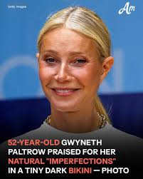 Fans refer to Victoria Beckham's face as "PLASTIC" after she displays  "BIGGER" CHEEKS & LIPS in recent family photos shared by her husband. 😳⬇️