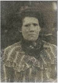 This my grand mother Allie lou Smith Lester. I'm looking for mother Enda  Eddie Osborne she looks just her or any information