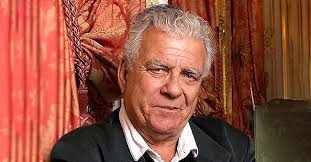 Pour les articles homonymes, voir duhamel. Olivier Duhamel Et Alain Duhamel Zoom Sur Leur Eventuel Lien De Parente