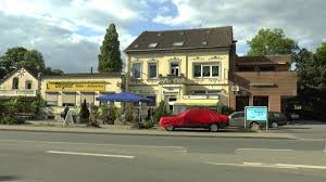 Sturmtiefs wetter an pfingsten wird windig und nass in nrw. Eins Der Altesten Gasthauser In Wanne Eickel Haus Garthmann Graf Hotte Singt Live Und Unplugged Youtube