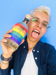 Cocktail number two in the series I started here:  https://www.facebook.com/groups/694146224391012/permalink/1190577204747909/  On those lines, in honor of the Critical Role's best tiefling, Jester  Lavorre, as played by Laura Bailey: Blackmoss Brew 1.5oz ...