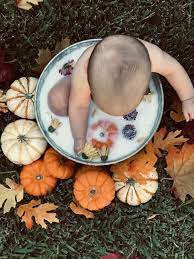 Wondering how to recreate the luxurious milk bath maternity photos on your instagram feed? Fall Milk Bath Fall Milk Bath Fall Milk Bath Baby Milk Bath Baby