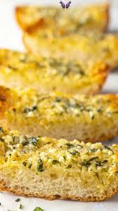 Easy Garlic Bread Learn How To Make The Best Garlic Bread At Home This Cheesy Homemade Garlic Bread Requires Only 6 Ingredients Aspicyperspective Easy Ga