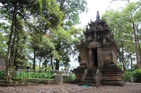 Candi kidal on wn network delivers the latest videos and editable pages for news & events, including entertainment, music, sports, science and more, sign up and share your playlists. Candi Cangkuang Wikipedia Bahasa Indonesia Ensiklopedia Bebas