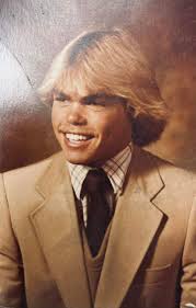 Found these pics going through some old albums. Thats me