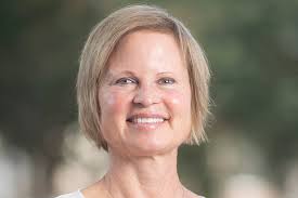 Stories by Leah Hunter