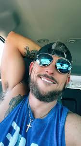 Unleashing the Primal Mood: Embracing Your Inner Lion 🦁