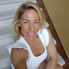 Experienced massage therapist with cupping and deep tissue