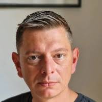 100+ "Tom Linke" profiles