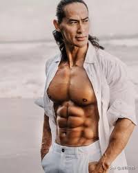 Andy winder (team www.juergenreis.com) und team body attack. Interview Indonesian Bodybuilding Godfather Ade Rai Writing 35 Years Of Fitness Legend Daydaynews